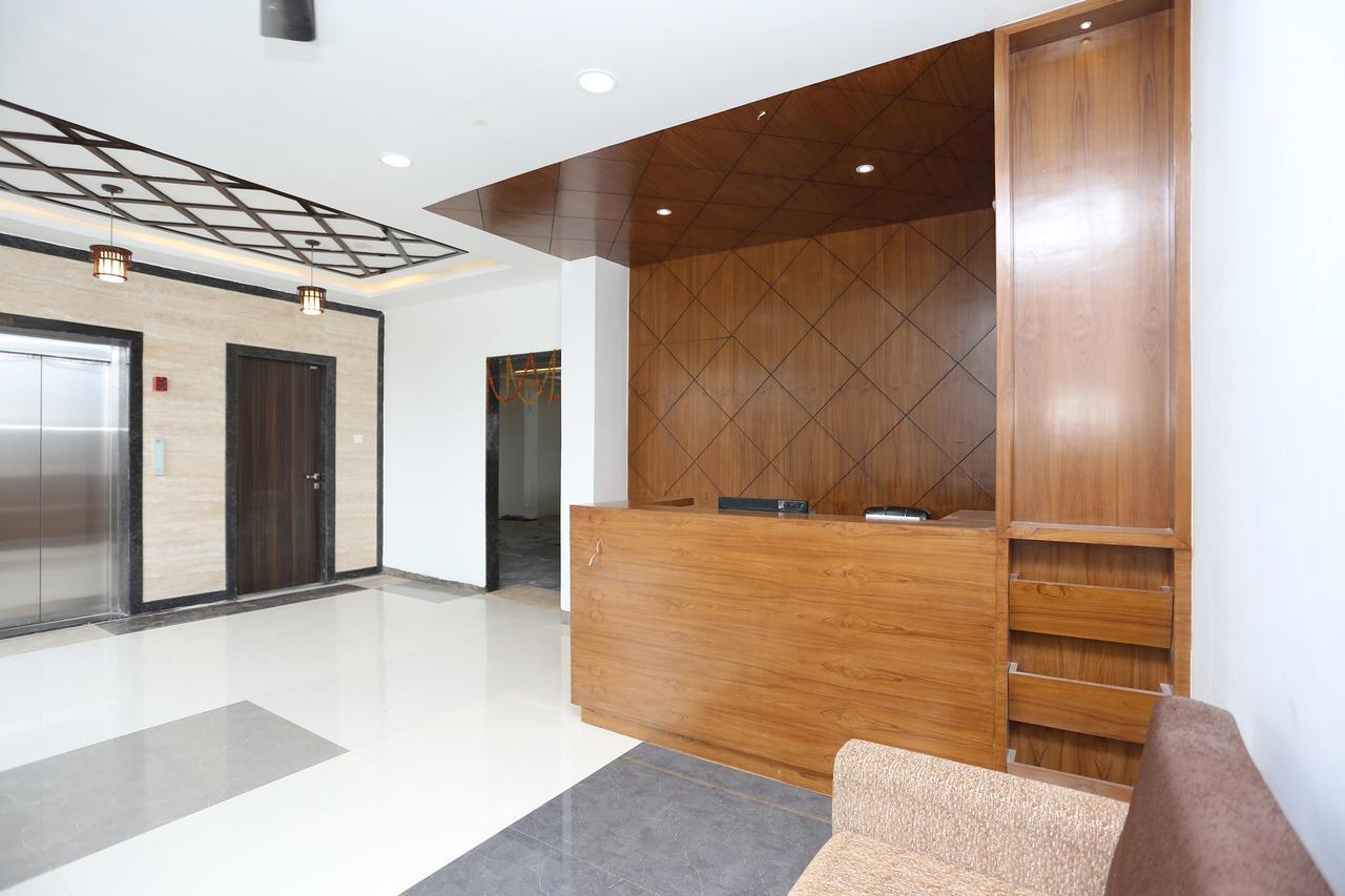 Oyo 15861 Hotel Shivganga Comfort Zone Rāipur Dış mekan fotoğraf