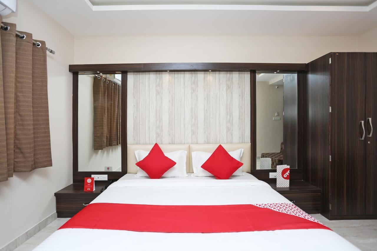 Oyo 15861 Hotel Shivganga Comfort Zone Rāipur Dış mekan fotoğraf